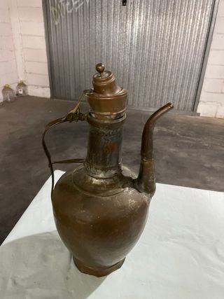 Brocca in Rame Antica