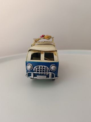 Adorno furgoneta vintage surf