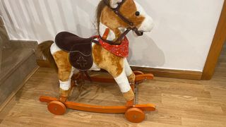 Caballo balancín para niños