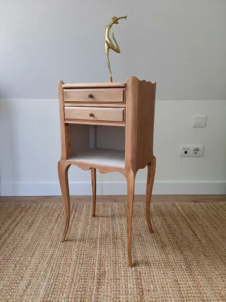 Mesita velador francesa madera y metal