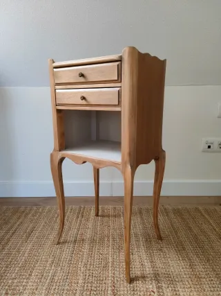 Mesita velador francesa madera y metal