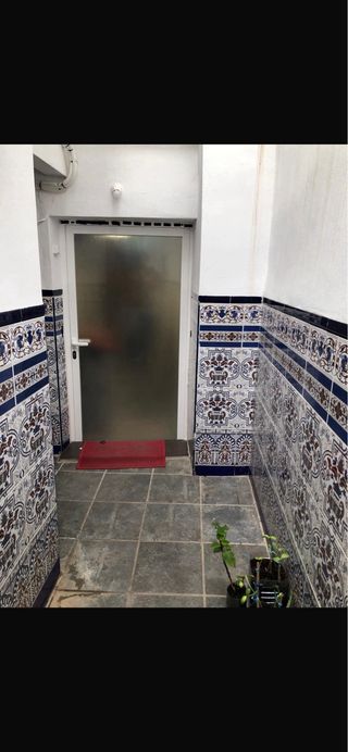 Se vende casa con opción a compra.