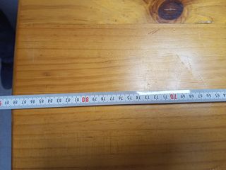 Mesa de madera rústica