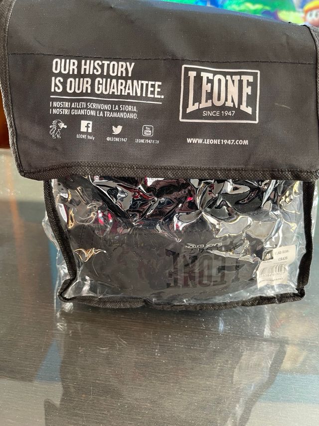 Casco Boxeo Leone 1947 Black Edition CS435.