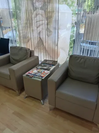 DISPONIBLE FINAL DE MES. Mobiliario de peluqueria.