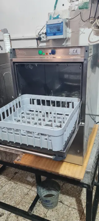 Lavavajillas industrial barra