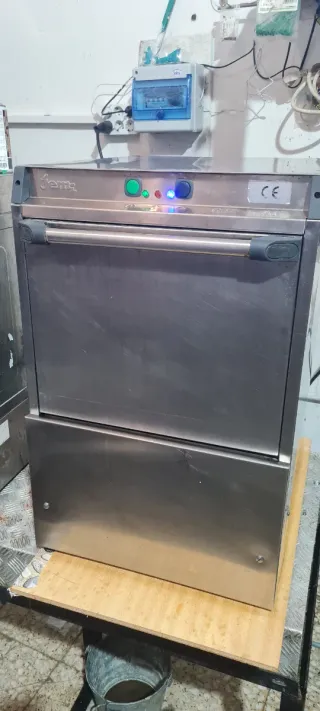 Lavavajillas industrial barra