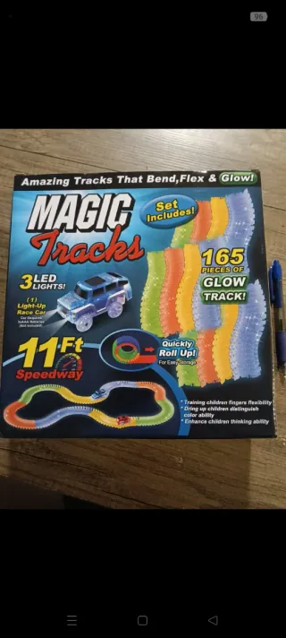 Magic Tracks - Circuito de Coches Luminoso