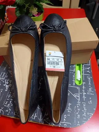 Scarpe piane Zara da donna nere taglia 38
