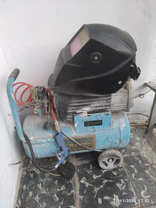 Compresor de aire azul