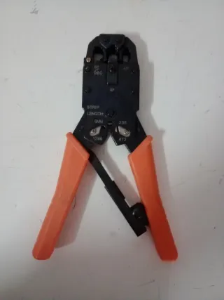 Alicate crimpadora RJ45/RJ11/RJ12 profesional