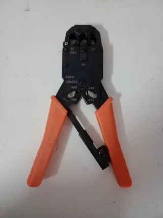 Alicate crimpadora RJ45/RJ11/RJ12 profesional