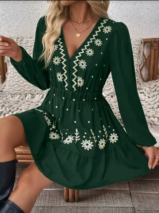 Vestido verde bordado talla M