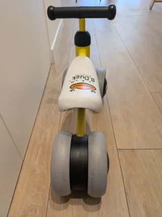 Bicicleta infantil B-Duck amarilla