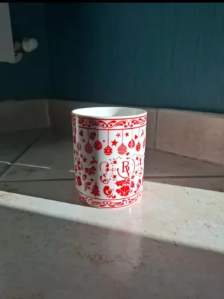 Tazza Bottega Verde a tema natalizio