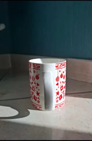 Tazza Bottega Verde a tema natalizio