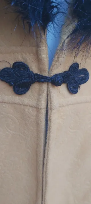 Cappotto Adrom fashion con collo pelliccia