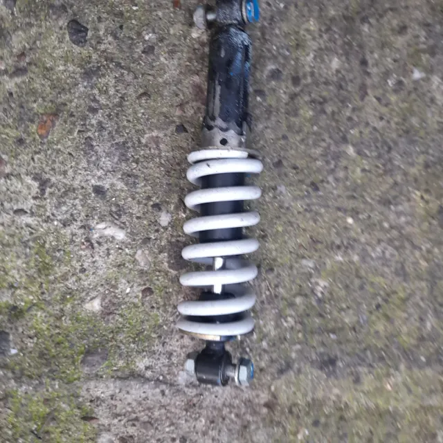 Amortiguador Suzuki DR Big 50