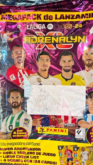 Lote de archivadores Panini FIFA 365 2023