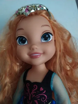 Muñeca Elsa Frozen Corona Azul