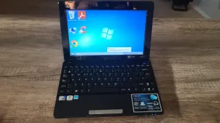 Asus Eee PC 7 Netbook