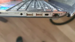 Asus Eee PC 7 Netbook