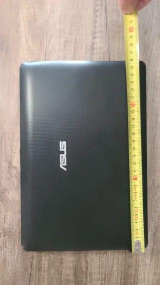 Asus Eee PC 7 Netbook