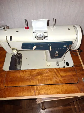 Máquina de coser Singer