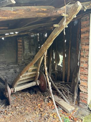 Carro de madera antiguo de Ourense, Galicia