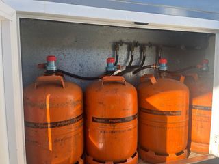 Camión asador de pollos