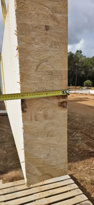 11 Vigas de Madera Pre-Prensada