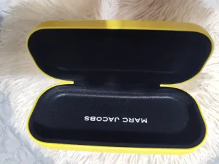 Funda Marc Jacobs Amarilla