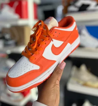 Nike Dunk Low Naranja y Blanco