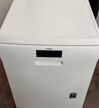 LAVAVAJILLAS AEG FAVORIT EN BLANCO 2 BANDEJAS