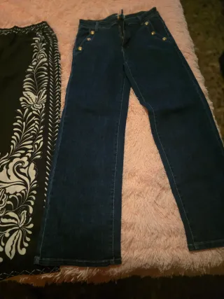 Lote Ropa Tienda Rosa y Roja