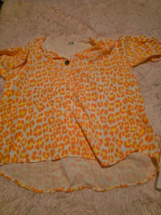 Lote Ropa Tienda Rosa y Roja