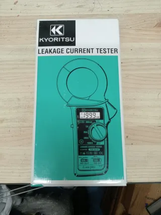 Localizador fugas digital Kyoritsu. Pinza.