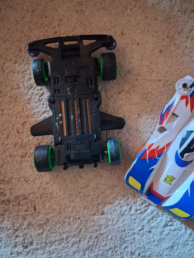 Macchinina Magnum Saber