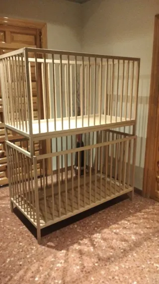 2 Cunas de madera IKEA