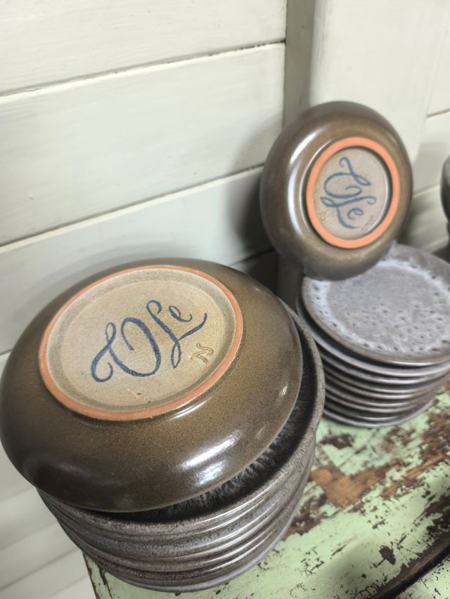 Set caffè vintage in ceramica firmato. 43 pezzi