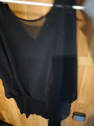 Lote Ropa Roja el precio es por pieza