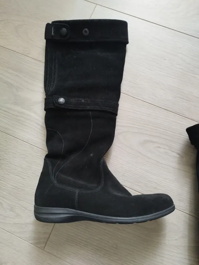 Botas de serraje Decathlon negras