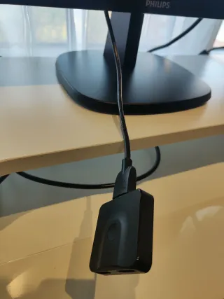 Monitor Philips + Conmutador HDMI + Flexo