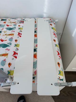 Barrera de Cama IKEA Blanca