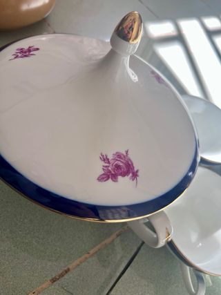 Servizio da tè/caffè in porcellana con zuppiera