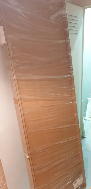 Puerta madera 60 cm, nueva a estrenar