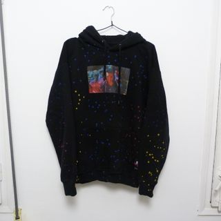 Sudadera Stranger Things x Pull&Bear Negra