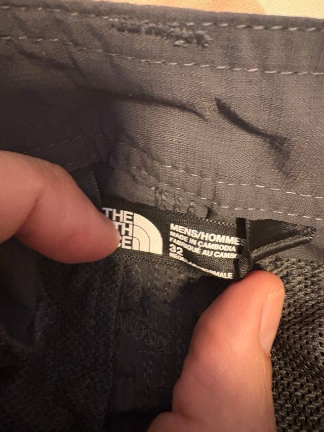 Pantalón The North Face Desmontable Hombre Gris