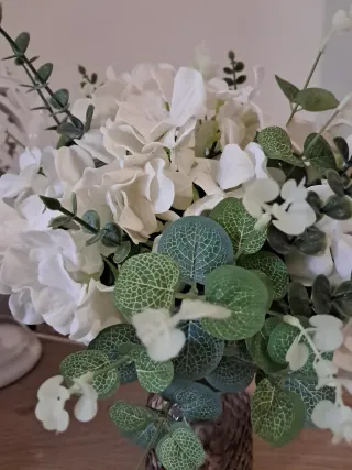 Mazzo Fiori Artificiali Bianchi e Verdi