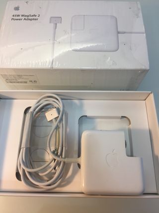 Cargador original Apple de Macbook Air  45W